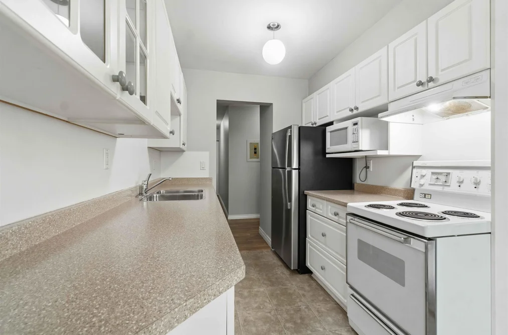 310 590 WHITING WAY, Coquitlam BC V3J 3R9, Coquitlam BC — Residential for Sale — Photo 5 of 20
