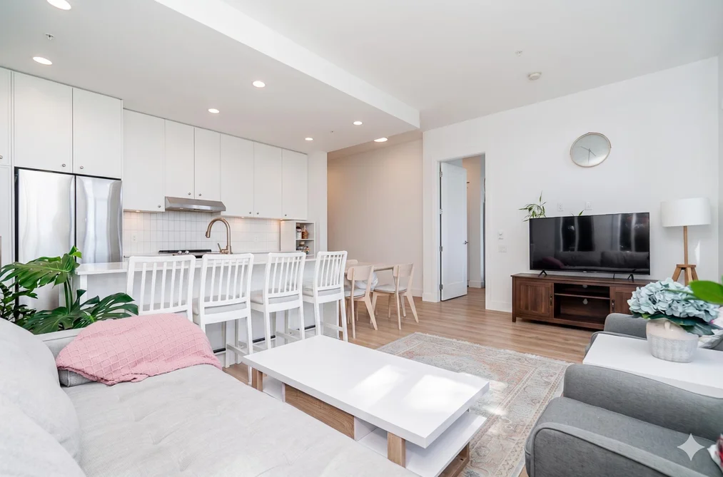 310 708 EDGAR AVENUE, Coquitlam BC V3K 0H3, Coquitlam BC — Residential for Sale - Photo 2