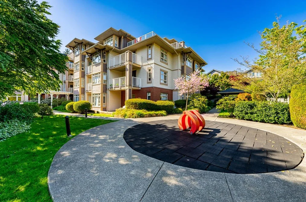 310 7337 MACPHERSON AVENUE, Burnaby BC V5J 0A9, Burnaby BC — Residential for Sale - Photo 3