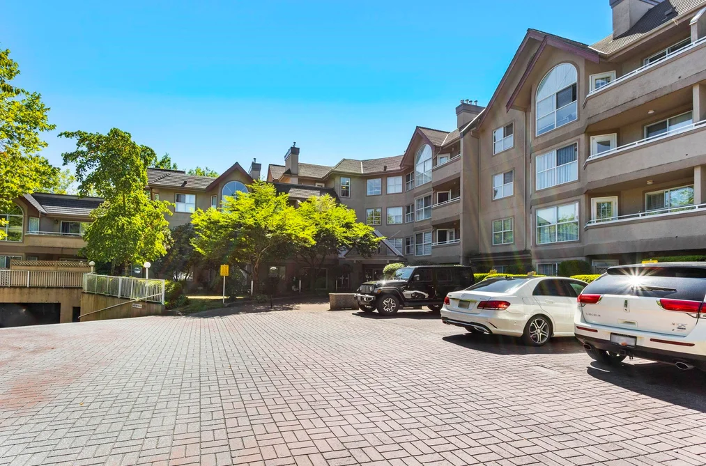 Condo for sale at 310 7435 121a Street Surrey British Columbia - MLS: R3103281