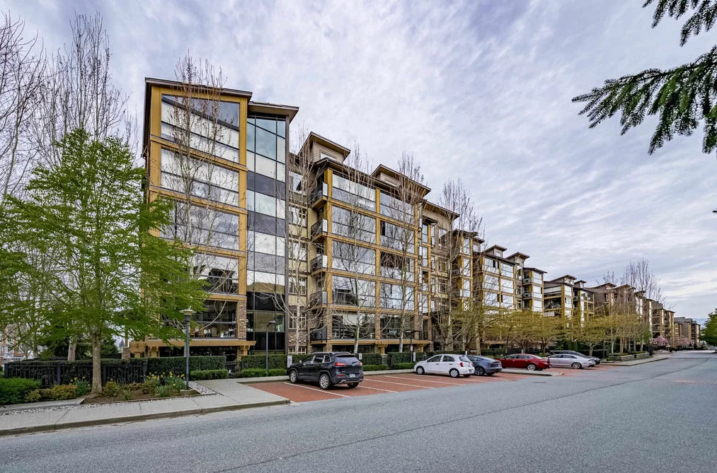 Condo for sale at 310 8067 207 Street Langley British Columbia - MLS: R3113116