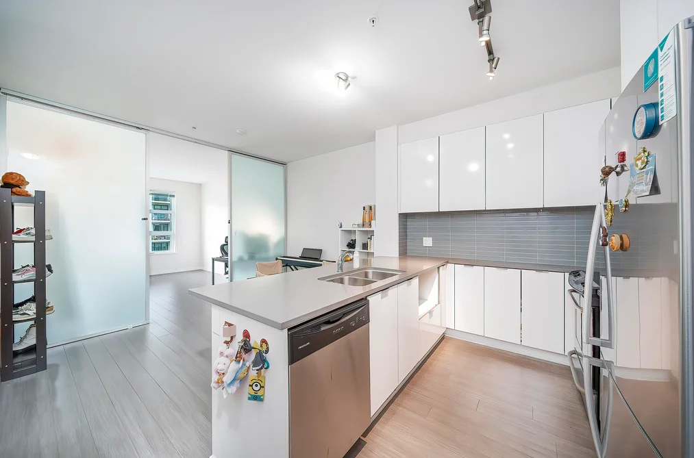 310 9877 UNIVERSITY CRESCENT, Burnaby BC V5A 0E5, Burnaby BC — Residential for Sale - Photo 3
