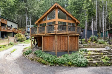 310 Mariners Way, Mayne Island, BC - MLS: R3123962