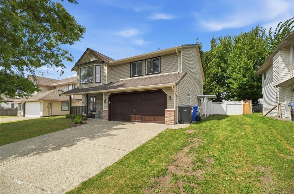 31015 UPPER MACLURE ROAD, Abbotsford BC V2T 5J5, Abbotsford BC — Residential for Sale - Photo 2