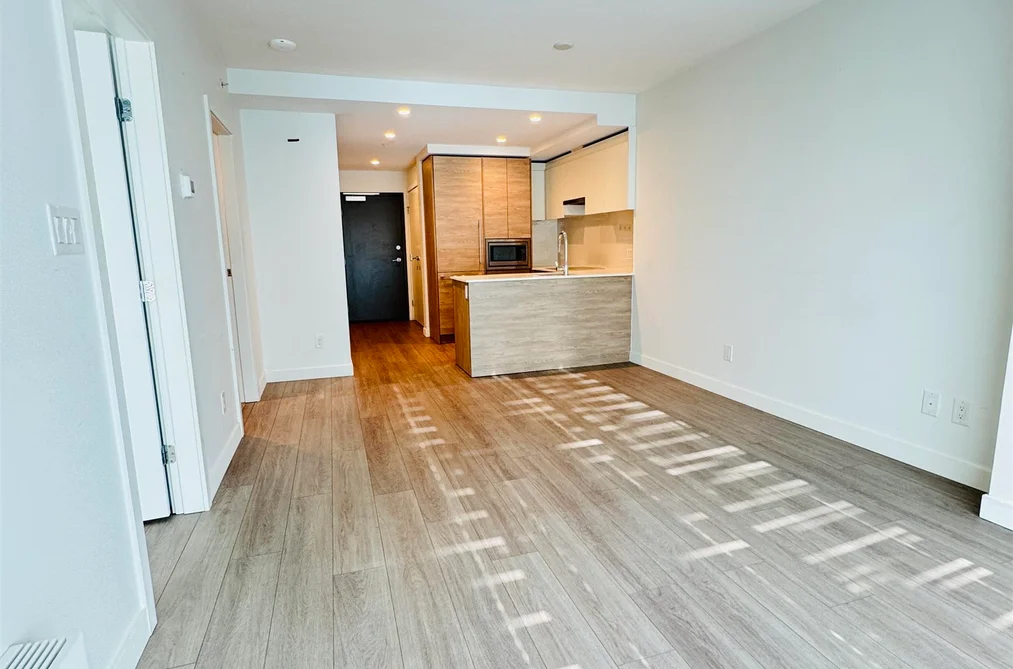 3102 13615 FRASER HIGHWAY, Surrey BC V3T 2V6, Surrey BC — Residential for Sale - Photo 2