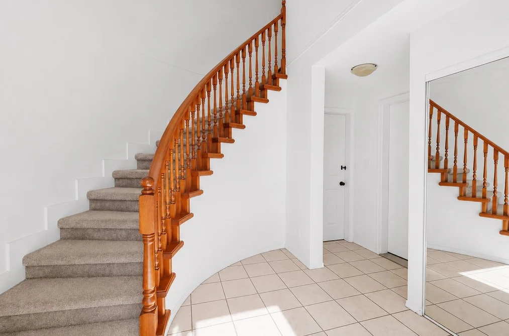 31021 CREEKSIDE DRIVE, Abbotsford BC V2T 5J9, Abbotsford BC — Residential for Sale — Photo 4 of 13