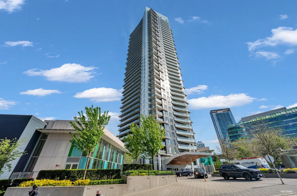 Condo for sale at 3106 9887 Whalley Boulevard Surrey British Columbia - MLS: R3150124