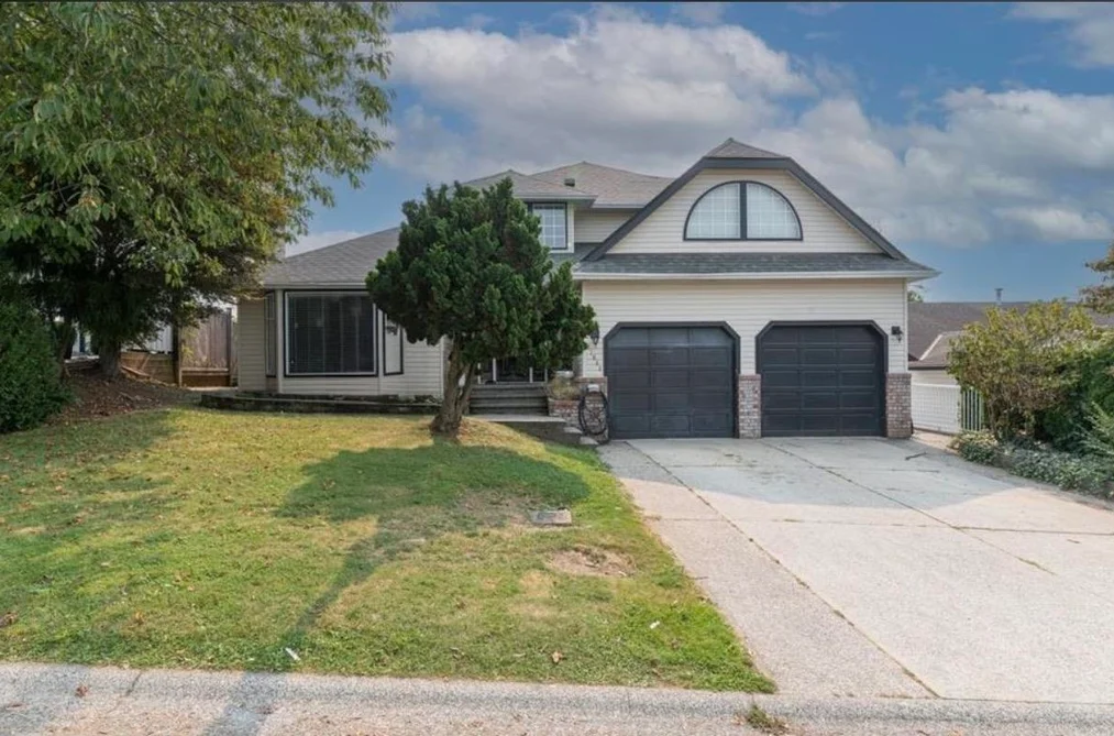 31064 SOUTHERN DRIVE, Abbotsford BC V2T 5K3, Abbotsford BC — Residential for Sale - Photo 2
