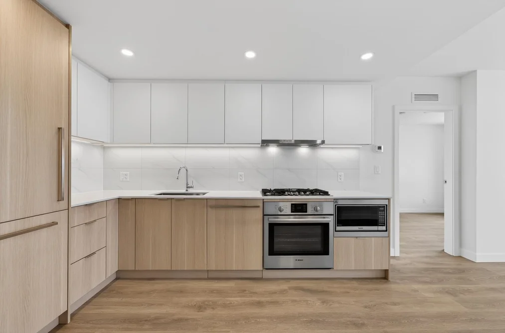 3108 318 ALDERSON AVENUE, Coquitlam BC V3K 0J1, Coquitlam BC — Residential for Sale - Photo 2