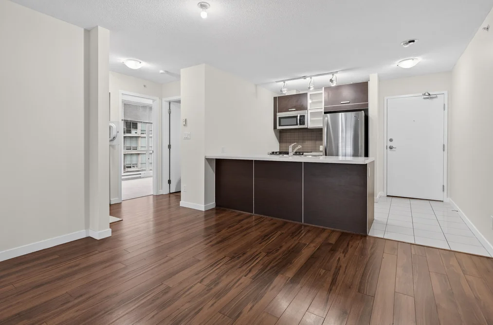3109 9981 WHALLEY BOULEVARD, Surrey BC V3T 0G6, Surrey BC — Residential for Sale - Photo 3