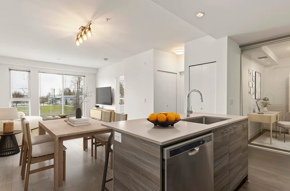 Condo for sale at 311 10581 140 Street Surrey British Columbia - MLS: R3111626