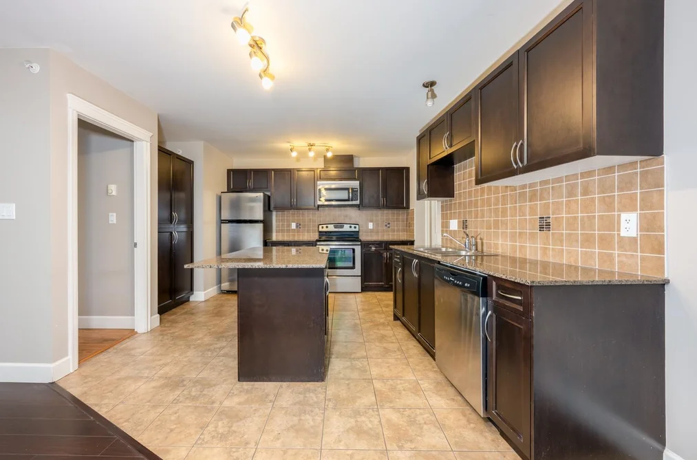 311 12088 75A AVENUE, Surrey BC V3W 1Y4, Surrey BC — Residential for Sale - Photo 2