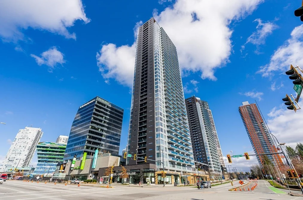 Condo for sale at 311 13655 Fraser Highway Surrey British Columbia - MLS: R3108949