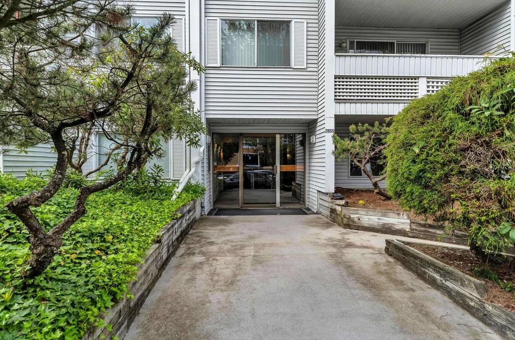 311 2055 SUFFOLK AVENUE, Port Coquitlam BC V3B 1H4, Port Coquitlam BC — Residential for Sale - Photo 2