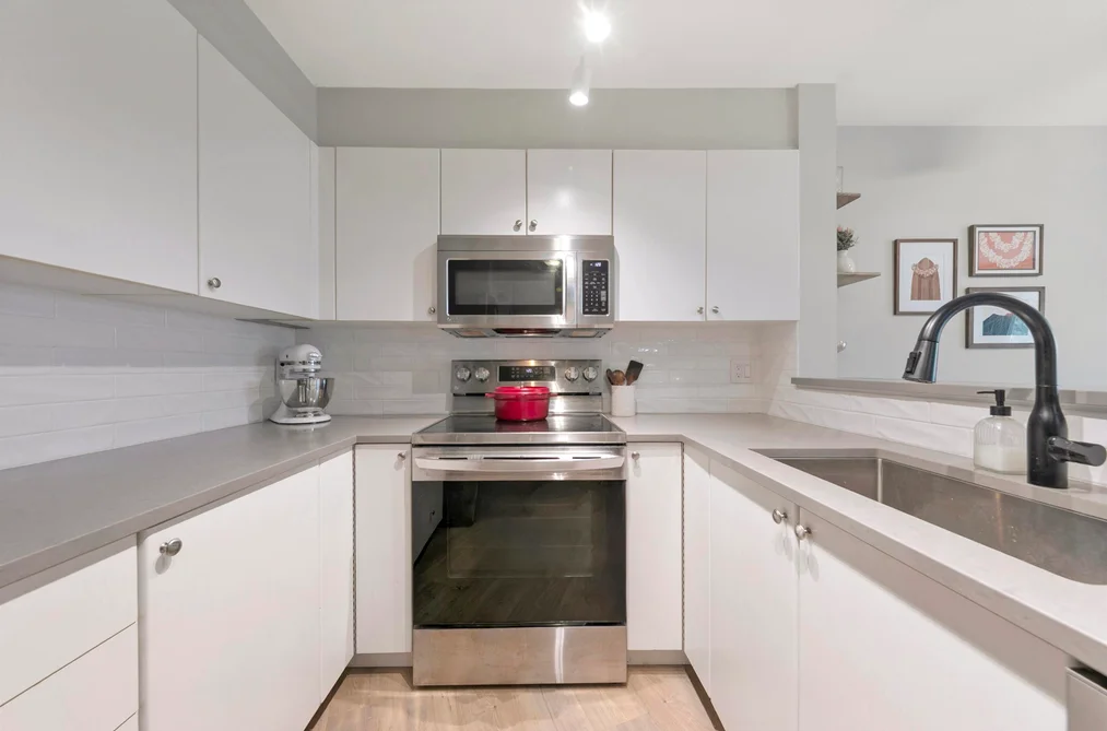 311 225 NEWPORT DRIVE, Port Moody BC V3H 5C7, Port Moody BC — Residential for Sale - Photo 3