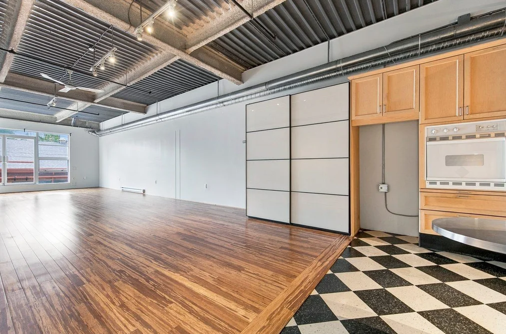 311-272 E 4th Avenue, Vancouver, BC - Condo for Sale - Photo 3 of 20 311-272 E 4th Avenue, Vancouver, BC - Condo for Sale - Photo 3 of 20