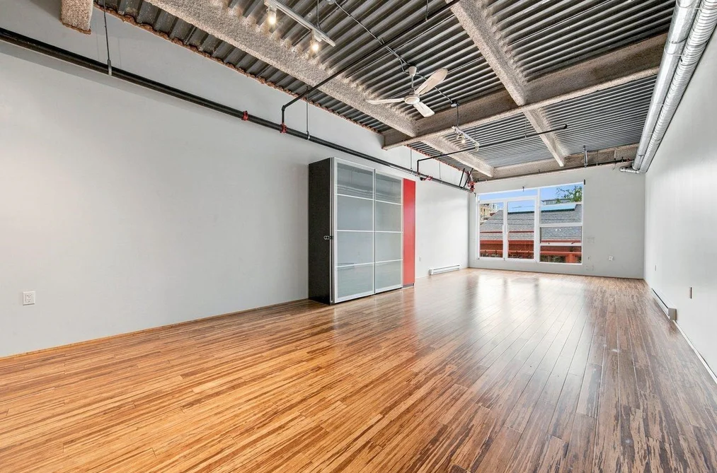 311-272 E 4th Avenue, Vancouver, BC - Condo for Sale - Photo 5 of 20 311-272 E 4th Avenue, Vancouver, BC - Condo for Sale - Photo 5 of 20