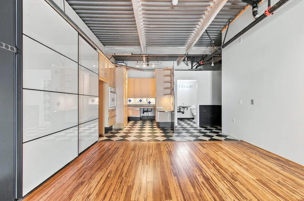 311-272 E 4th Avenue, Vancouver, BC - Condo for Sale - Photo 8 of 20 311-272 E 4th Avenue, Vancouver, BC - Condo for Sale - Photo 8 of 20