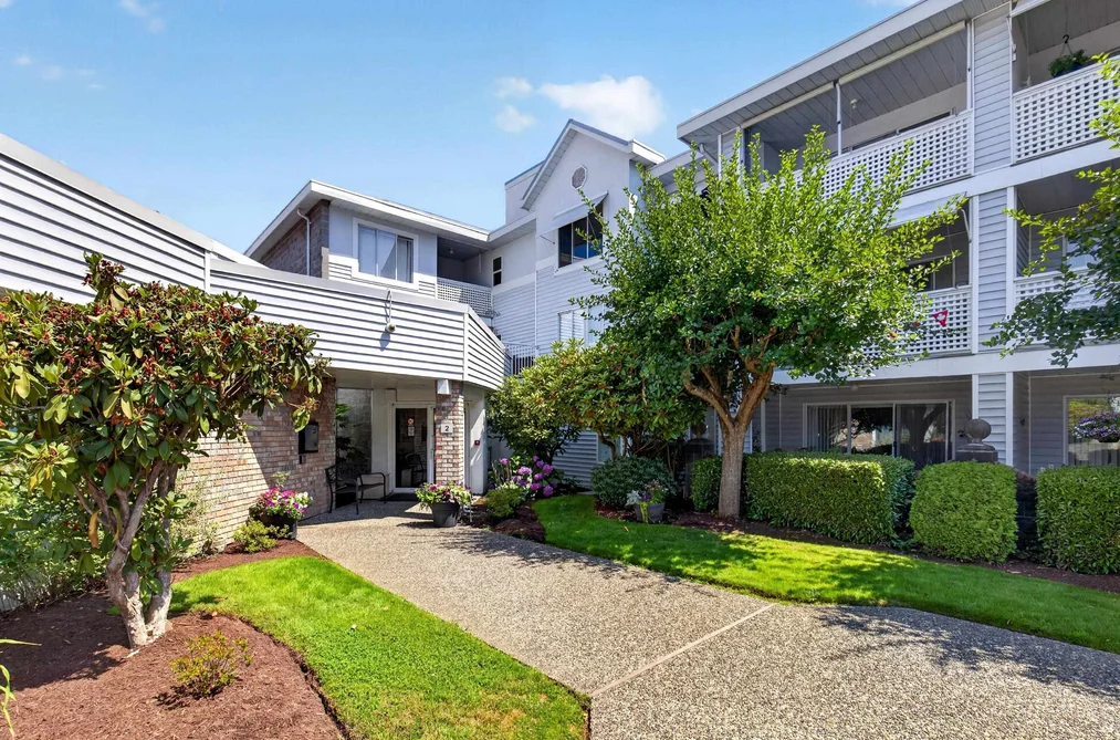 32833 Landeau Pl Unit 311, Abbotsford, BC - MLS: R3173857