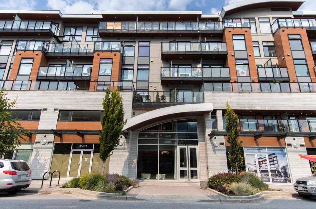 Condo for sale at 311 38033 Second Avenue Squamish British Columbia - MLS: R3166197