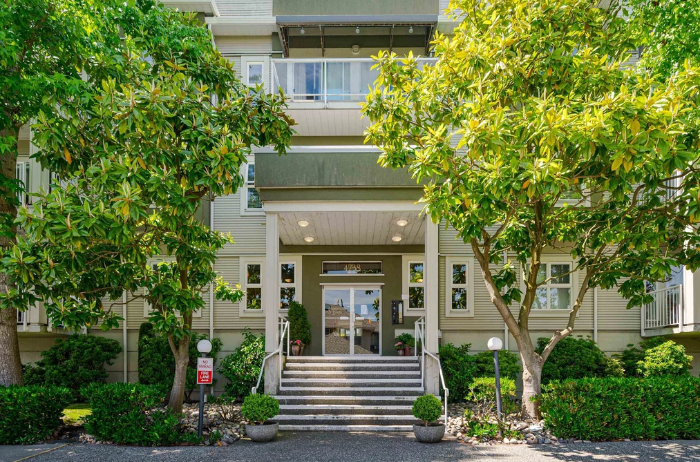 Condo for sale at 311 4738 53 Street Delta British Columbia - MLS: R3168475