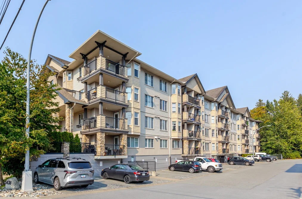 Condo for sale at 311 5438 198 Street Langley British Columbia - MLS: R3153756