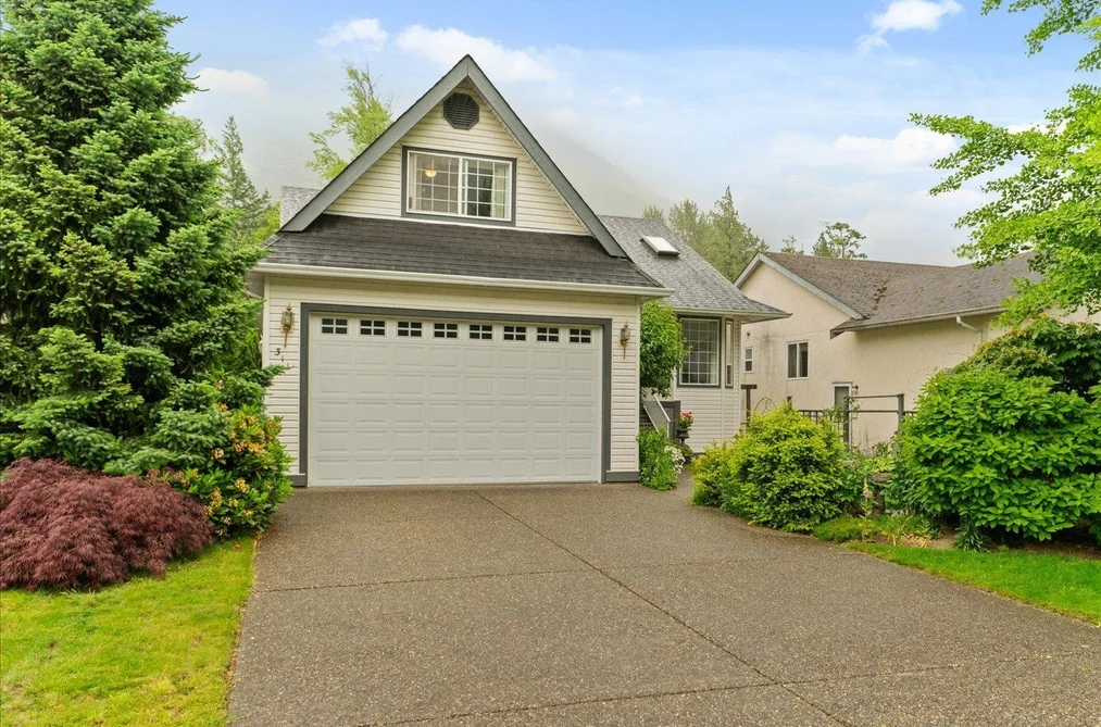 311 MIAMI RIVER DRIVE, Harrison Hot Springs BC V0M 1K0, Harrison Hot Springs BC — Residential for Sale - Photo 2