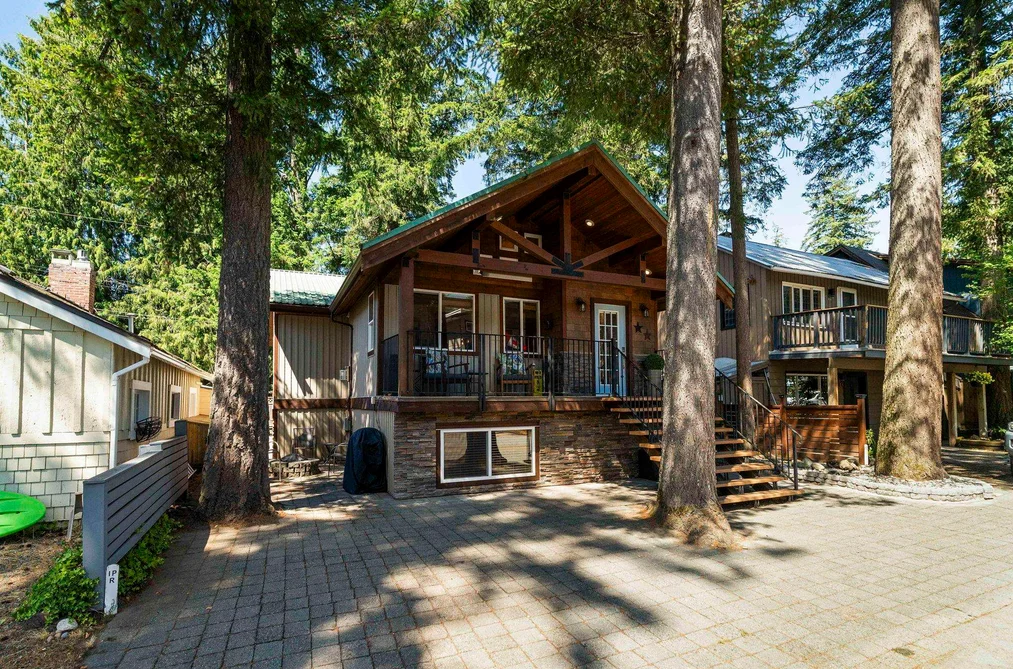 House for sale at 311 Spruce Street Cultus Lake British Columbia - MLS: R3115116