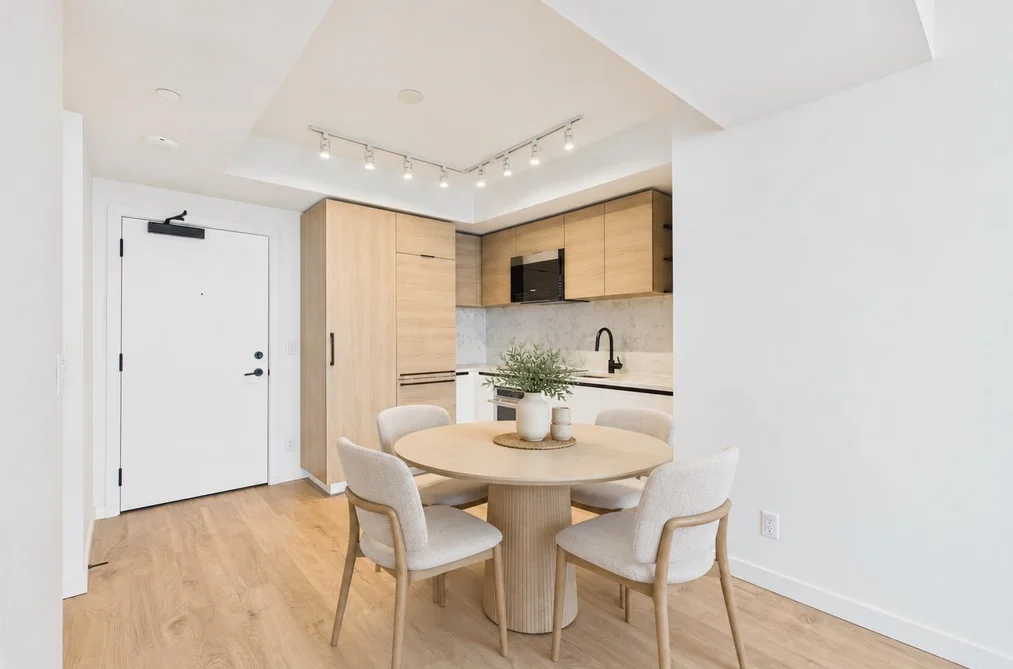 3111 - 10448 University Drive, Surrey, BC - MLS: R3164357 - Photo 4 3111 - 10448 University Drive, Surrey, BC - MLS: R3164357 - Photo 4