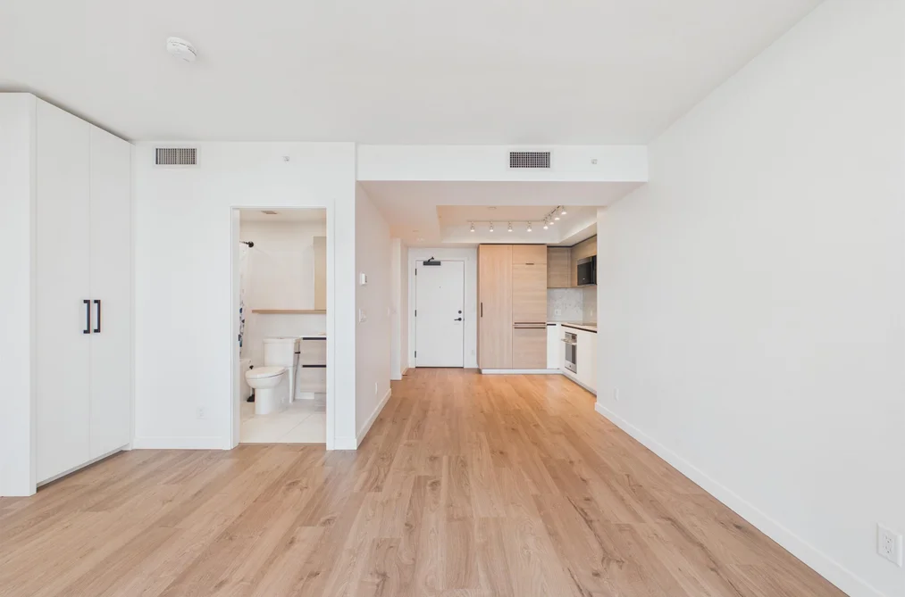 3111 - 10448 University Drive, Surrey, BC - MLS: R3164357 - Photo 9 3111 - 10448 University Drive, Surrey, BC - MLS: R3164357 - Photo 9