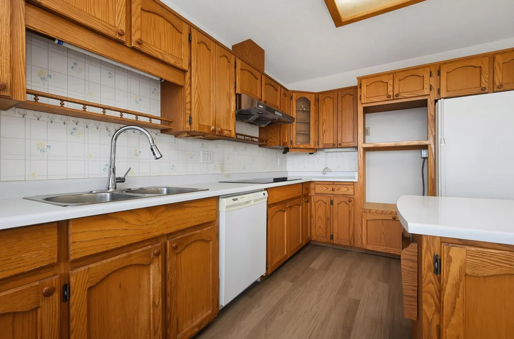 31122 SOUTHERN DRIVE, Abbotsford BC V2T 5K2, Abbotsford BC — Residential for Sale — Photo 8 of 39
