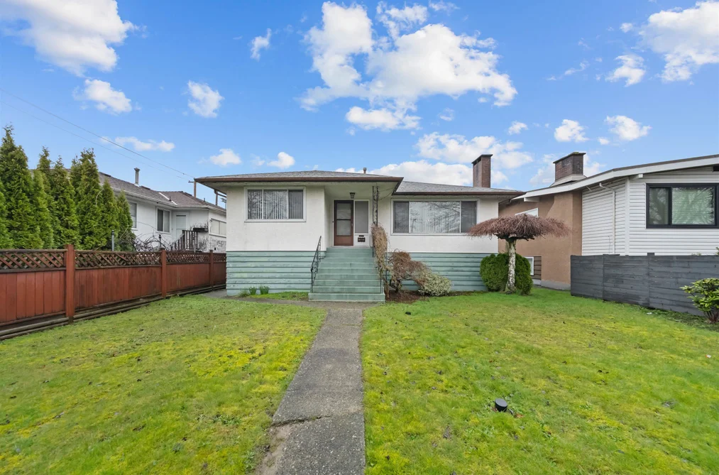 3115 E 49 AVENUE, Vancouver BC V5S 1L2, Vancouver BC — Residential for Sale - Photo 2