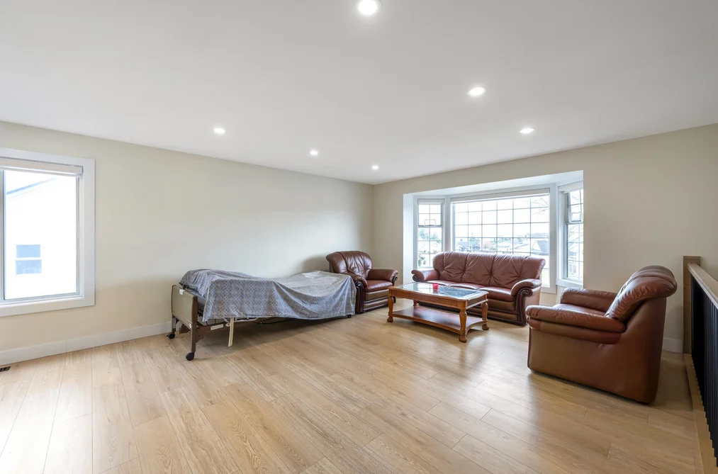 31153 SIDONI AVENUE, Abbotsford BC V2T 5J8, Abbotsford BC — Residential for Sale - Photo 4