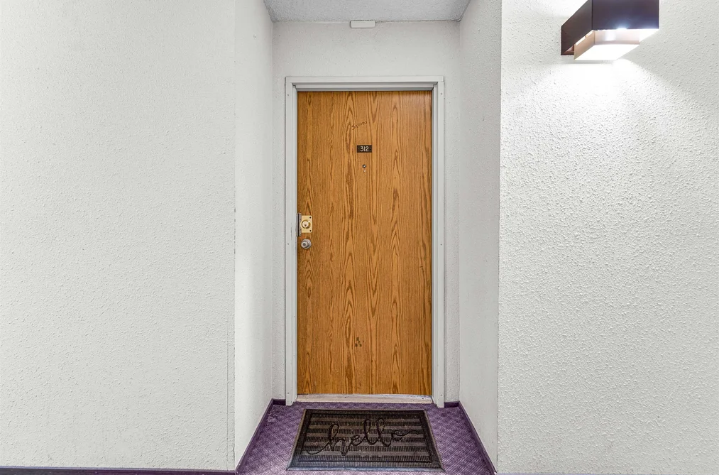 Condo for sale at 312 10061 150 Street Surrey British Columbia - MLS: R3065312