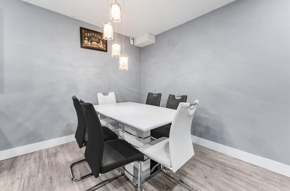312 10061 150 STREET, Surrey BC V3R 4A7, Surrey BC — Residential for Sale - Photo 4