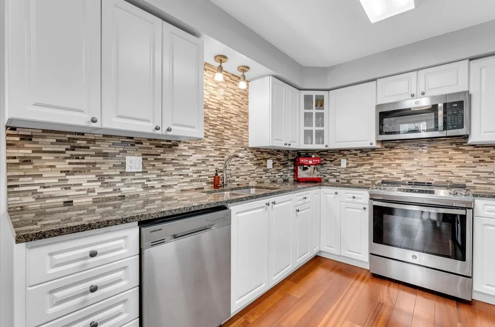 312 15555 16 AVENUE, Surrey BC V4A 1R7, Surrey BC — Residential for Sale — Photo 10 of 27