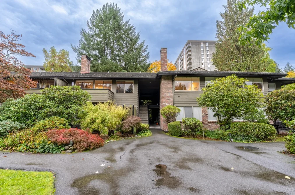 Condo for sale at 312 235 Keith Road West Vancouver British Columbia - MLS: R3087604