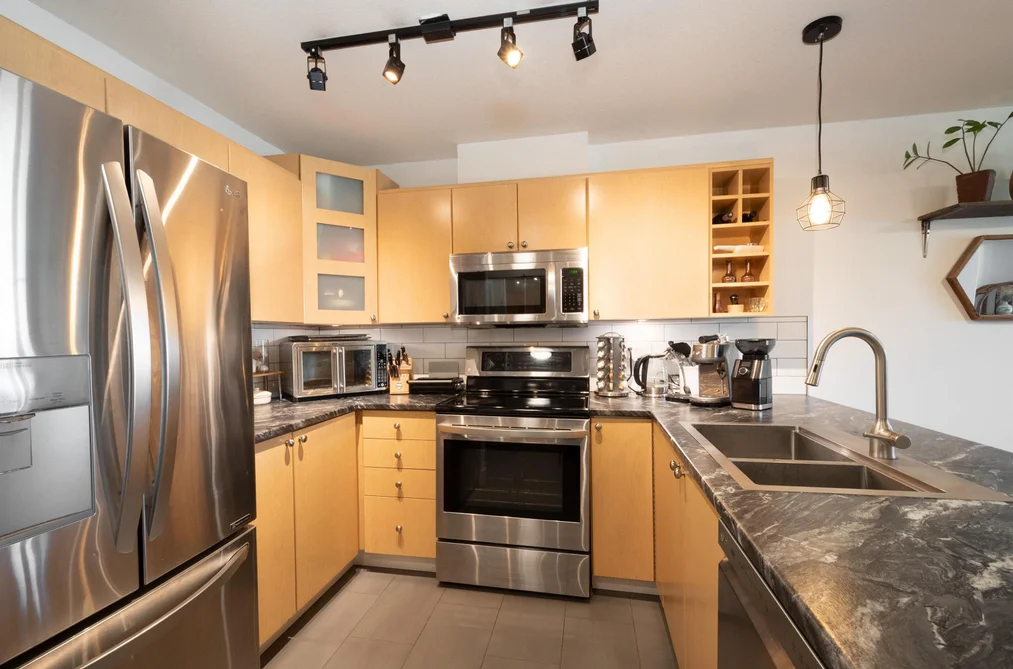 312 3136 ST JOHNS STREET, Port Moody BC V3H 5E4, Port Moody BC — Residential for Sale - Photo 2