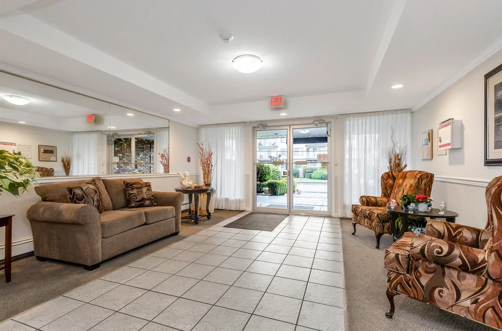 312 33401 MAYFAIR AVENUE, Abbotsford BC V2S 6Z2, Abbotsford BC — Residential for Sale - Photo 4