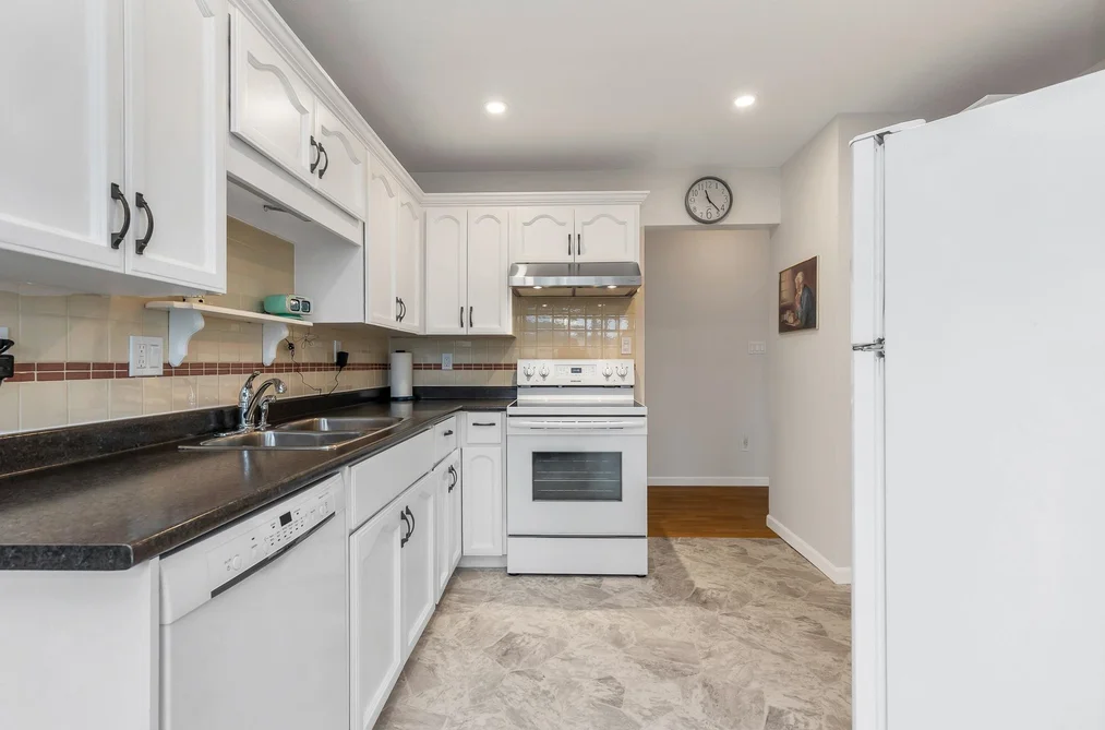 312 33401 MAYFAIR AVENUE, Abbotsford BC V2S 6Z2, Abbotsford BC — Residential for Sale - Photo 7