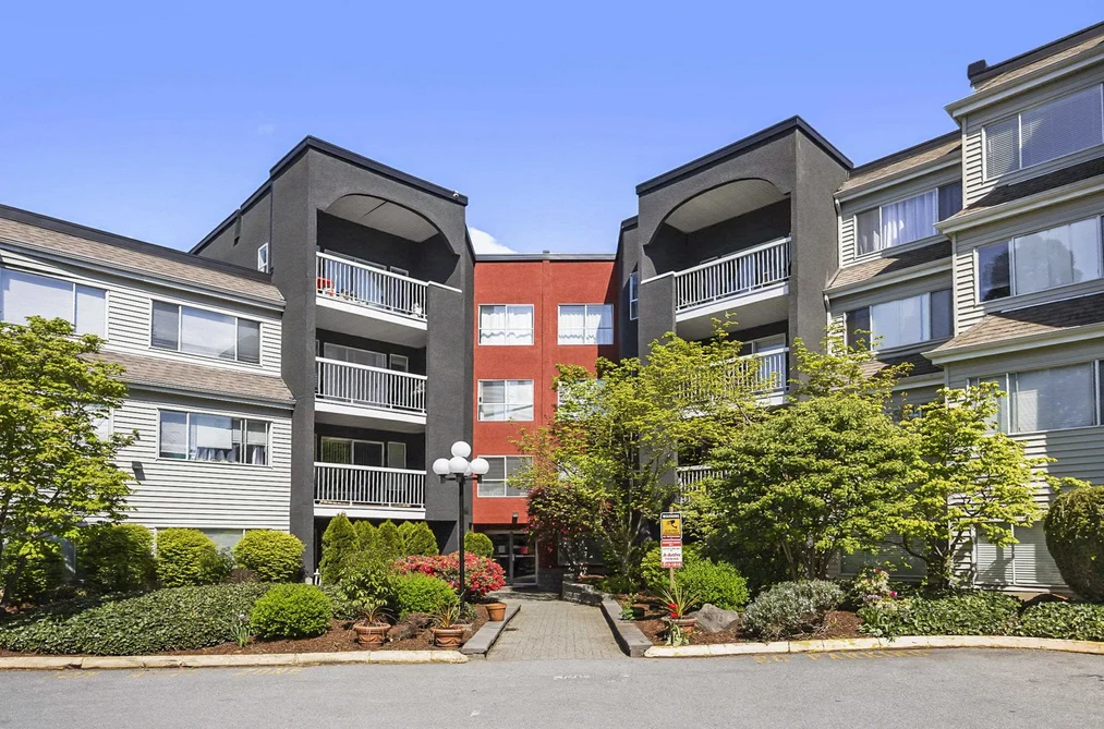Condo for sale at 312 5700 200 Street Langley British Columbia - MLS: R3159669
