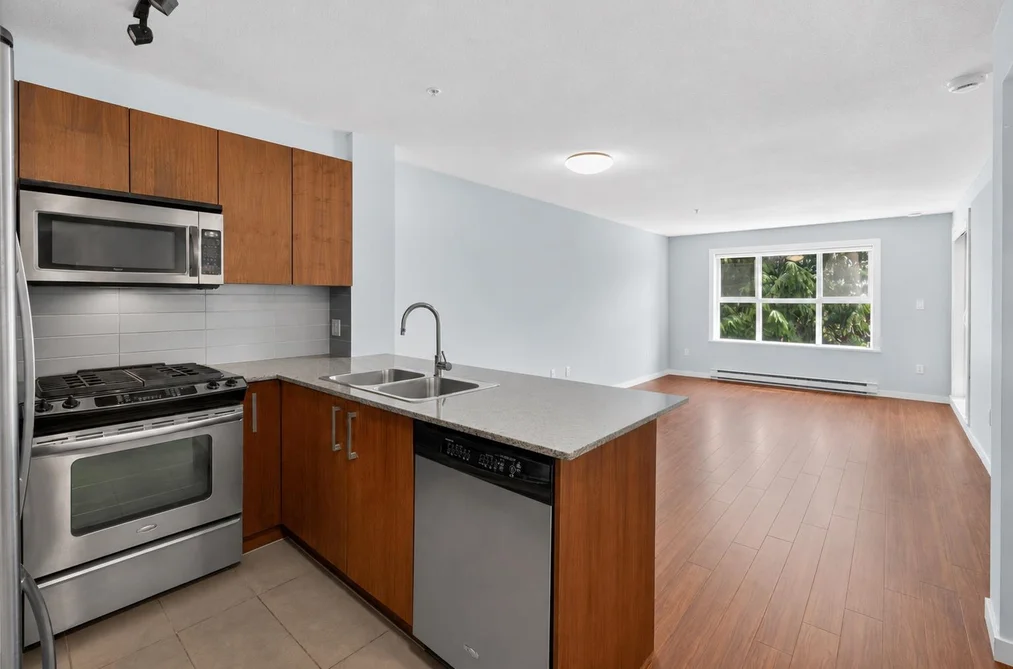 312 5889 IRMIN STREET, Burnaby BC V5J 0C1, Burnaby BC — Residential for Sale - Photo 4