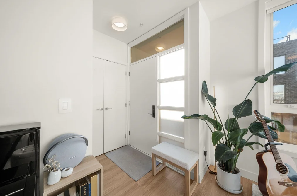 312 6085 IRMIN STREET, Burnaby BC V5J 0J7, Burnaby BC — Residential for Sale - Photo 3