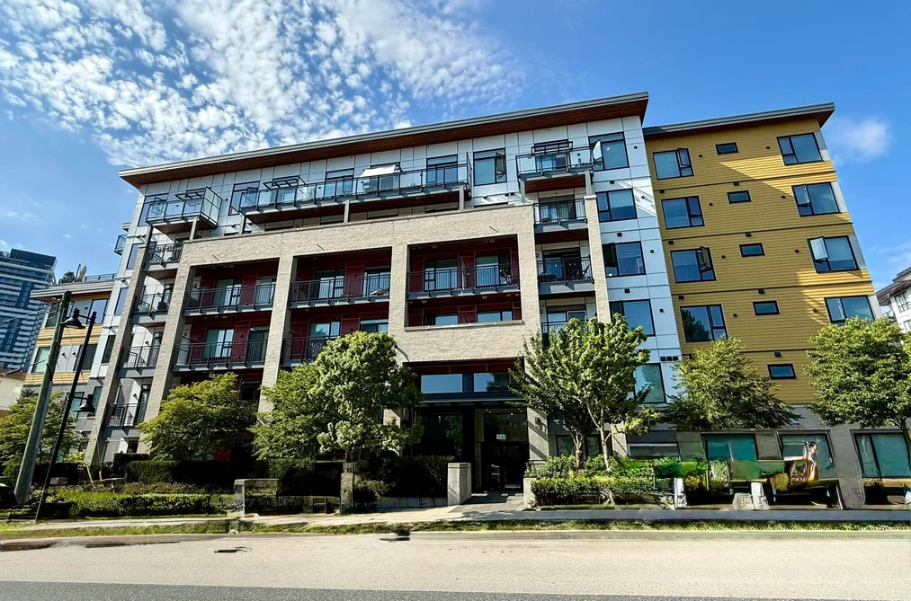 Condo for sale at 312 621 Regan Avenue Coquitlam British Columbia - MLS: R3151249