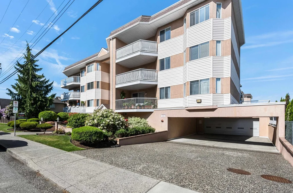 Condo for sale at 312 8985 Mary Street Chilliwack British Columbia - MLS: R3125966