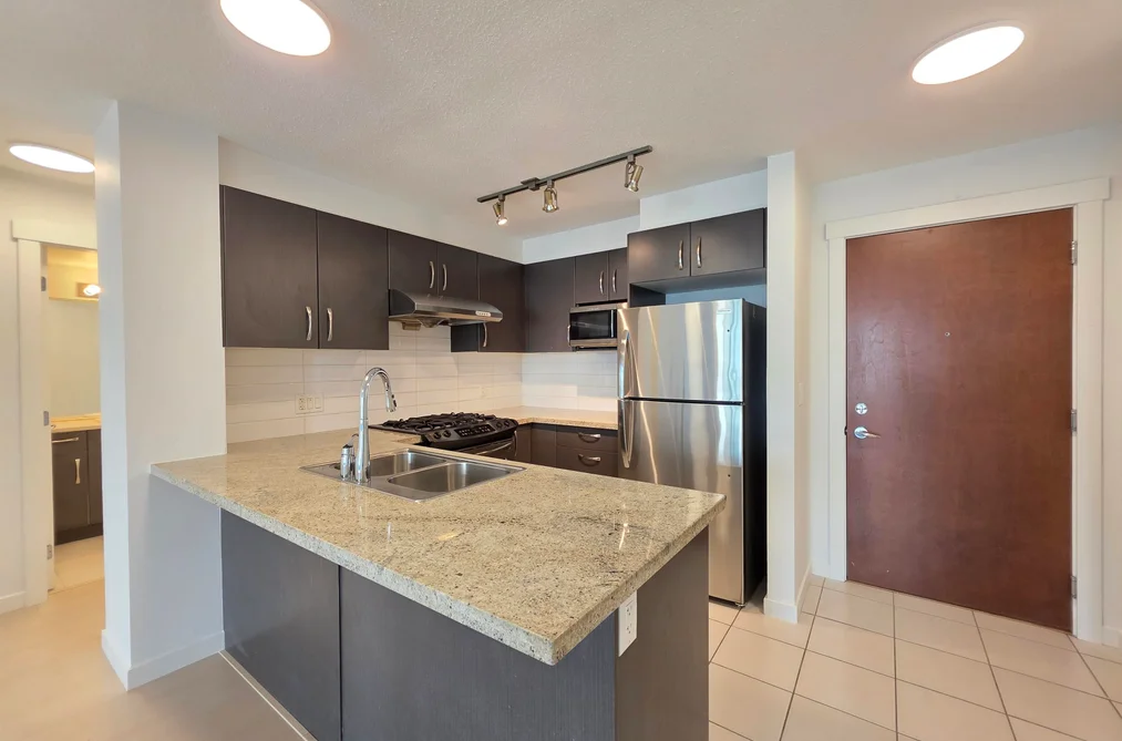 Condo for sale at 312 9299 Tomicki Avenue Richmond British Columbia - MLS: R3151616