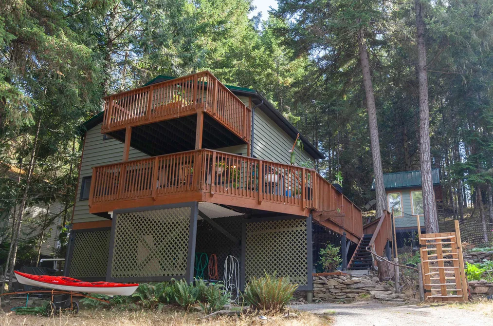 312 Mariners Way, Mayne Island, BC - MLS: R3157788