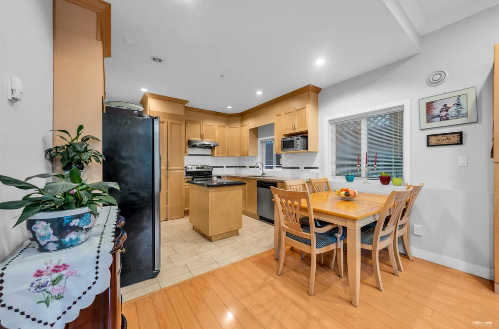 312 STRAND AVENUE, New Westminster BC V3L 3J2, New Westminster BC — Residential for Sale - Photo 5
