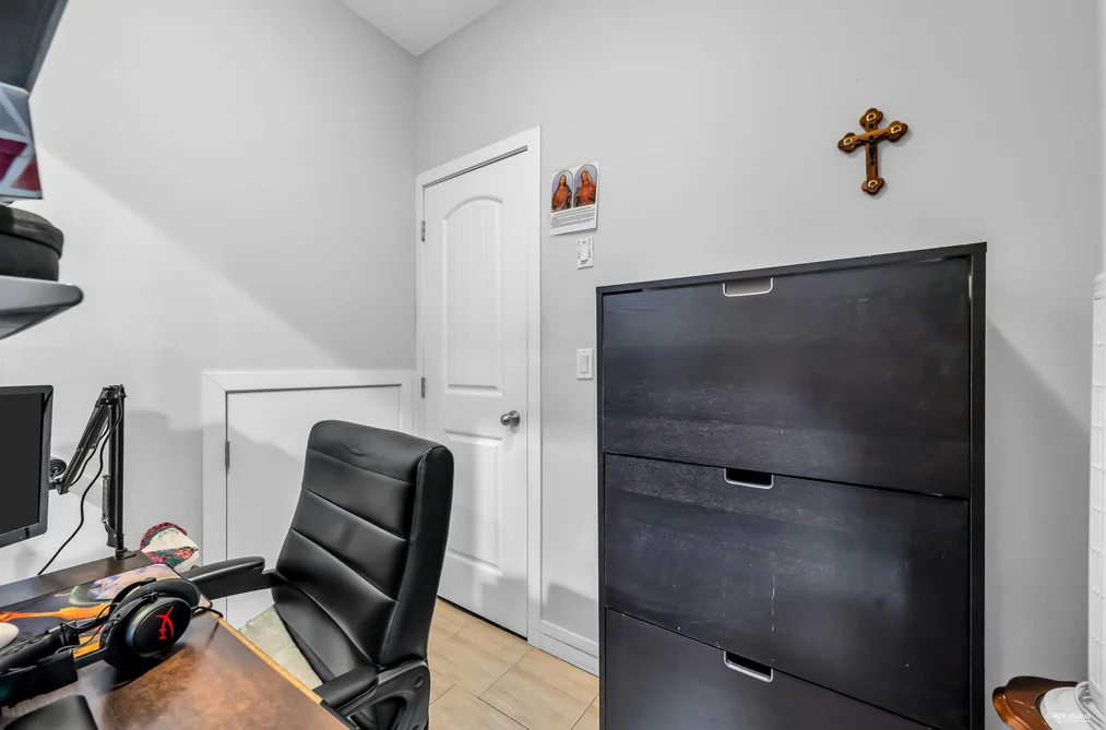 312 STRAND AVENUE, New Westminster BC V3L 3J2, New Westminster BC — Residential for Sale - Photo 7