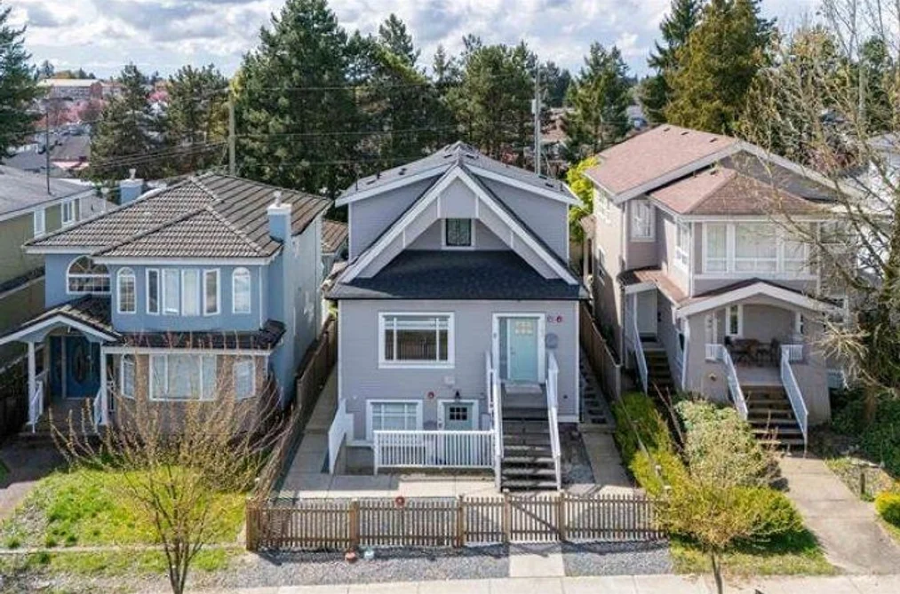 3128 Kings Ave, Vancouver, BC - MLS: R3173466